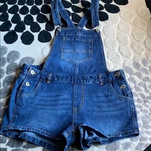 🍒 Love Tree Denim Juniors L Bib Overall Shorts